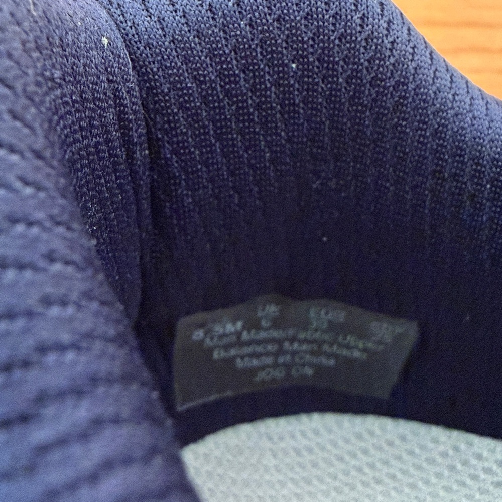 Ryka Athletic Shoes in Light Pink and Dark Blue - Picture 8 of 8